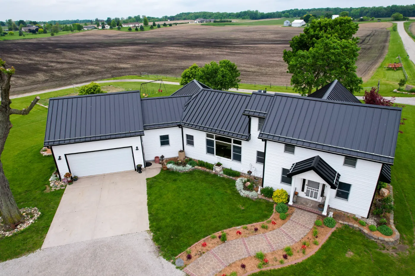 Commercial roof inspection documented in Edgewood